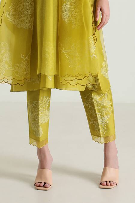 Buy Arcvsh By Pallavi Singh Green Organza, Silk, Chanderi Embroidery Flower Handblock Print Kurta And Pant Set Online at Aza Fashions Buy_Arcvsh By Pallavi Singh_Green Organza, Silk, Chanderi Embroidery Flower Handblock Print Kurta And Pant Set _Online_at_Aza_Fashions