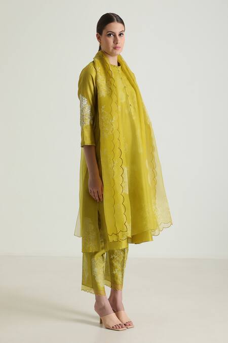 Shop Arcvsh By Pallavi Singh Green Organza, Silk, Chanderi Embroidery Flower Handblock Print Kurta And Pant Set Online at Aza Fashions Shop_Arcvsh By Pallavi Singh_Green Organza, Silk, Chanderi Embroidery Flower Handblock Print Kurta And Pant Set _Online_at_Aza_Fashions