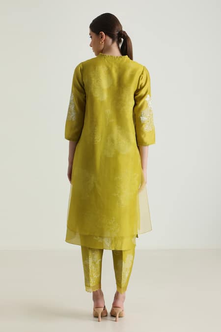 Shop Arcvsh By Pallavi Singh Green Organza, Silk, Chanderi Embroidery Flower Handblock Print Kurta And Pant Set at Aza Fashions Shop_Arcvsh By Pallavi Singh_Green Organza, Silk, Chanderi Embroidery Flower Handblock Print Kurta And Pant Set _at_Aza_Fashions