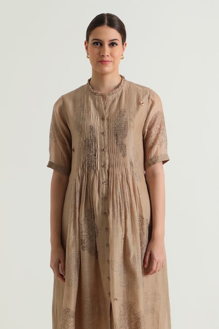 Arcvsh By Pallavi Singh_Beige Chanderi, Cotton Embroidery Bandeau Neck Pleat Detailed Midi Dress _Online_at_Aza_Fashions