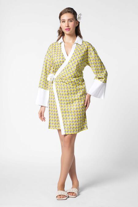 Shop Ekastories Green Cotton V-neck Island Escape Bloom Swerve Print Wrap Dress at Aza Fashions Shop_Ekastories_Green Cotton V-neck Island Escape Bloom Swerve Print Wrap Dress_at_Aza_Fashions