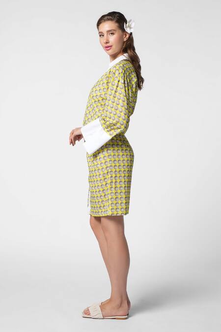 Buy Ekastories Green Cotton V-neck Island Escape Bloom Swerve Print Wrap Dress Online at Aza Fashions Buy_Ekastories_Green Cotton V-neck Island Escape Bloom Swerve Print Wrap Dress_Online_at_Aza_Fashions