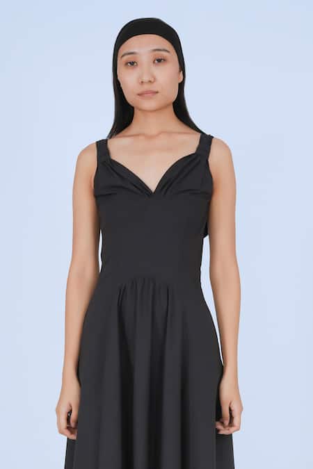 Leh Studios Black Cotton V-neck Plain Knot Dress Online at Aza Fashions Leh Studios_Black Cotton V-neck Plain Knot Dress _Online_at_Aza_Fashions