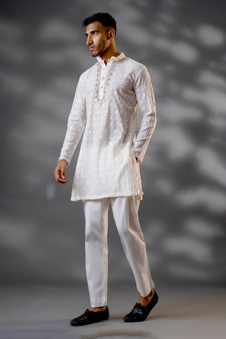 Menero Floral Threadwork Kurta & Pant Set 