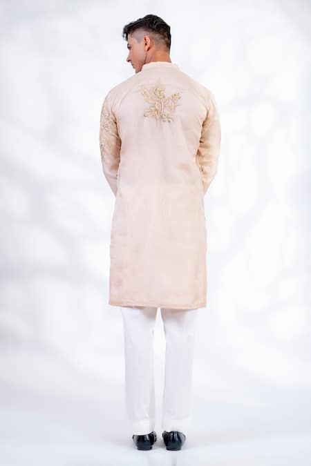 Menero Placement Floral Embroidered Kurta & Pant Set 