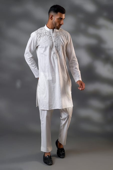 Menero Embossed Fringed Threadwork Kurta & Pant Set 