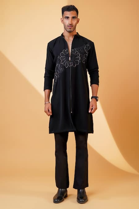 Menero Pita Work Kurta & Bell Bottom Pant Set 