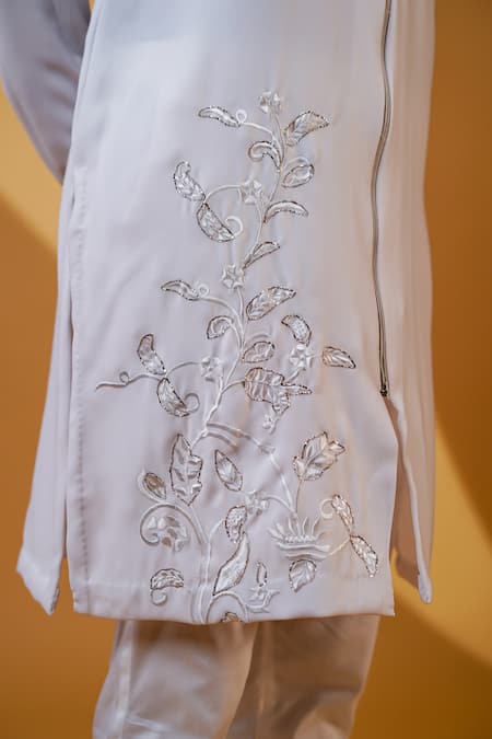 Shop_Menero_White Cotton, Crepe Embroidery Floral Pita Work Kurta And Pant Set 