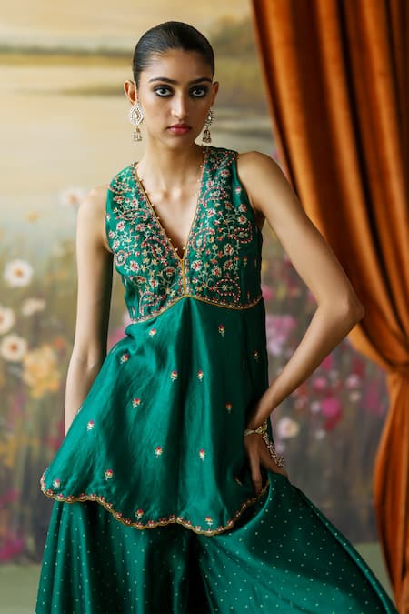 Buy_Shikha Mehta_Green Silk Organza, Silk, Chanderi Ilyana Paisley Peplum Kurta Sharara Set _Online_at_Aza_Fashions