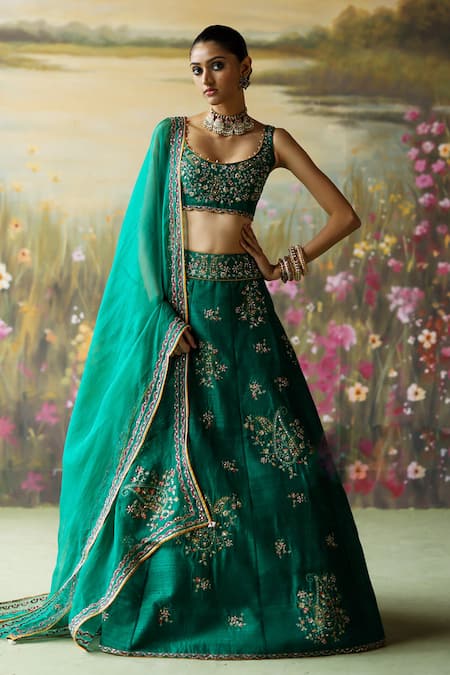 Shikha Mehta Nazma Floral Paisley Embroidered Lehenga Set 