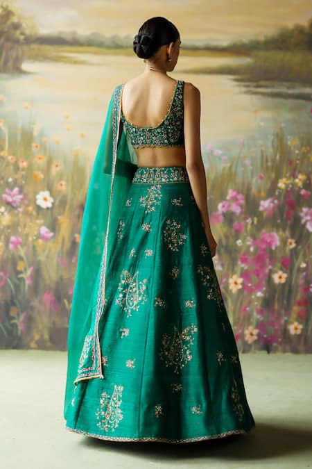 Shikha Mehta Nazma Floral Paisley Embroidered Lehenga Set 
