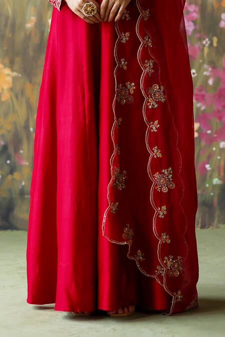 Shikha Mehta Red Silk Organza Sequins, Ryka Sleeve Anarakali And Scalloped Dupatta Set Online at Aza Fashions Shikha Mehta_Red Silk Organza Sequins, Ryka Sleeve Anarakali And Scalloped Dupatta Set _Online_at_Aza_Fashions