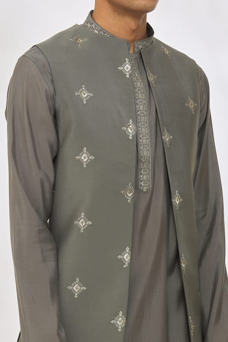 Shop Manish Nagdeo Gray Modal Embroidery, Sequins Geometric Bundi Set Online at Aza Fashions Shop_Manish Nagdeo_Gray Modal Embroidery, Sequins Geometric Bundi Set _Online_at_Aza_Fashions