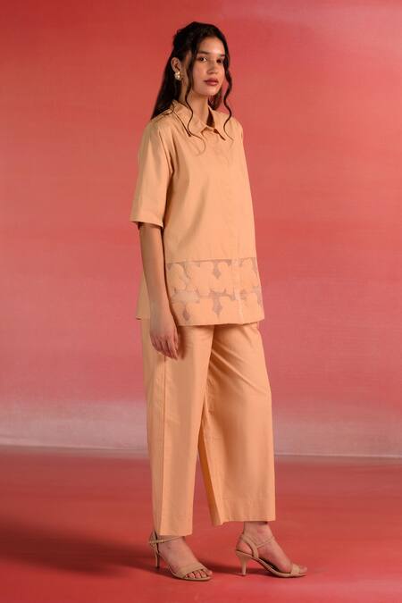 Buy_Kameez_Peach Poplin Embroidery Floral Patchwork Collar Melon Muse Shirt And Pant Set_Online_at_Aza_Fashions