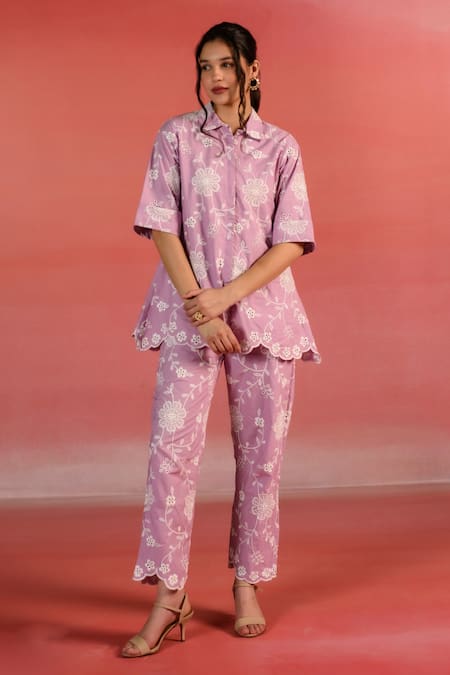 Kameez Puce Thread Embroidered Shirt & Pant Set 