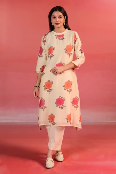 Kameez Desert Flower Print A-Line Kurta & Pant Set 