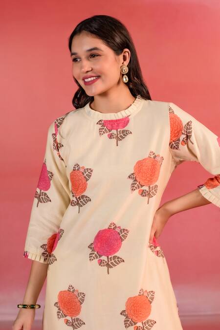 Shop_Kameez_Beige Kurta Chanderi Block Printed Flower Round Desert A-line And Pant Set_Online_at_Aza_Fashions