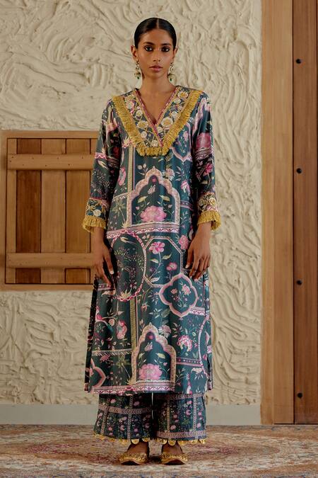 Sage Saga Green Chanderi Silk Embroidery, Lace, Morni Floral Print Kurta Palazzo Set Online at Aza Fashions Sage Saga_Green Chanderi Silk Embroidery, Lace, Morni Floral Print Kurta Palazzo Set _Online_at_Aza_Fashions