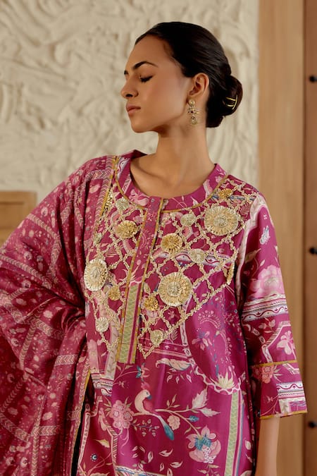 Buy_Sage Saga_Pink Chanderi Silk Gota Patti, Embroidery, Mughal Floral Print Kurta Salwar Set 