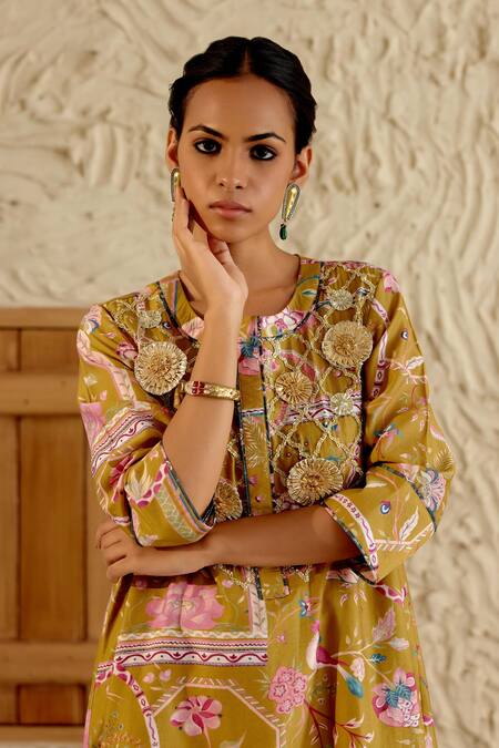 Sage Saga_Yellow Chanderi Silk Embroidery, Sarson Mughal Floral Print Kurta Salwar Set _at_Aza_Fashions