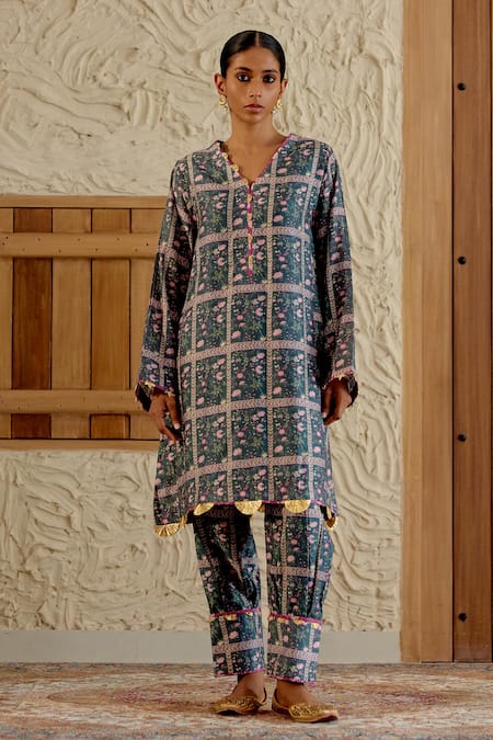 Shop_Sage Saga_Green Chanderi Silk Lace V-neck Morni Floral Tile Print Kurta With Salwar _Online_at_Aza_Fashions