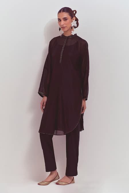 Shop Shikha Malik Black Cotton Zari Mandarin Collar Plain Curved Hem Kurta And Pant Set Online at Aza Fashions Shop_Shikha Malik_Black Cotton Zari Mandarin Collar Plain Curved Hem Kurta And Pant Set _Online_at_Aza_Fashions