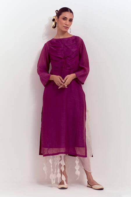 Shikha Malik_Purple Silk, Chanderi Round Neck Pleated Yoke Kurta _Online_at_Aza_Fashions
