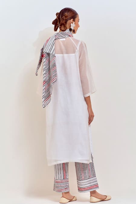 Shop Shikha Malik White Silk, Chanderi Embroidery Mandarin Collar Overlap Side Panel Kurta at Aza Fashions Shop_Shikha Malik_White Silk, Chanderi Embroidery Mandarin Collar Overlap Side Panel Kurta _at_Aza_Fashions