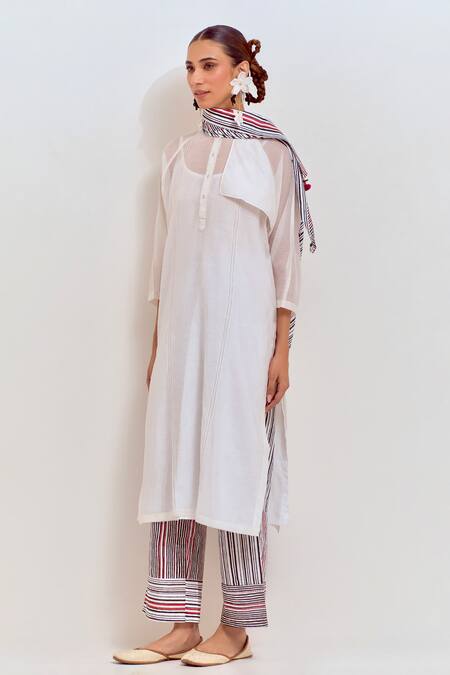 Shop Shikha Malik White Silk, Chanderi Embroidery Mandarin Collar Overlap Side Panel Kurta Online at Aza Fashions Shop_Shikha Malik_White Silk, Chanderi Embroidery Mandarin Collar Overlap Side Panel Kurta _Online_at_Aza_Fashions