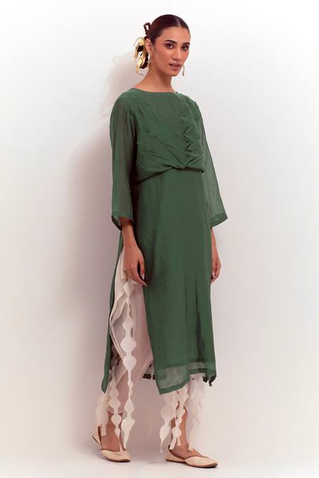 Buy_Shikha Malik_Green Silk, Chanderi Round Neck Textured Bodice Kurta _Online_at_Aza_Fashions