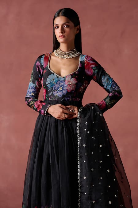 Shop Lashkaraa Black Organza Zari, Sequins Sweetheart Embellished Anarkali Set With Dupatta Online at Aza Fashions Shop_Lashkaraa_Black Organza Zari, Sequins Sweetheart Embellished Anarkali Set With Dupatta _Online_at_Aza_Fashions