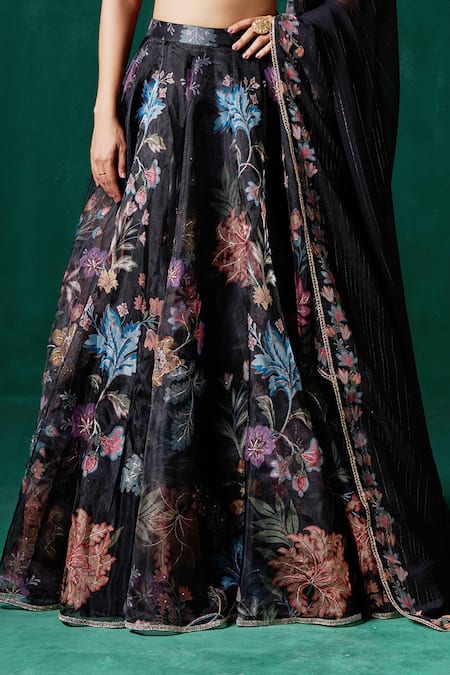 Buy_Lashkaraa_Black Georgette Embroidery, Sequins Plunge Neck Floral Lace Kalidar Set _Online_at_Aza_Fashions