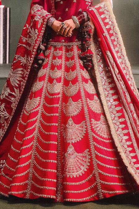 Masaba Red , Organza Sequins, Embroidery Round Anar Bridal Lehenga Set Online at Aza Fashions Masaba_Red , Organza Sequins, Embroidery Round Anar Bridal Lehenga Set _Online_at_Aza_Fashions