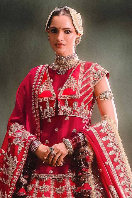Buy Masaba Red , Organza Sequins, Embroidery Round Anar Bridal Lehenga Set Online at Aza Fashions Buy_Masaba_Red , Organza Sequins, Embroidery Round Anar Bridal Lehenga Set _Online_at_Aza_Fashions