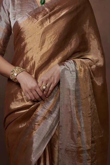 Buy_Dressfolk_Gold Tissue Metallic Handloom Saree With Running Blouse _Online_at_Aza_Fashions