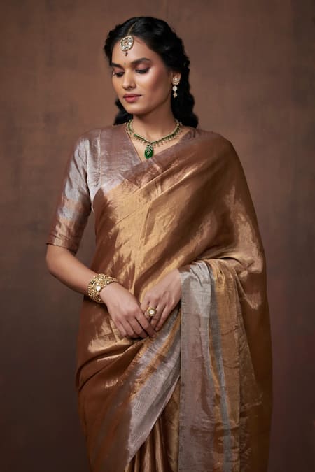 Buy_Dressfolk_Gold Tissue Metallic Handloom Saree With Running Blouse 