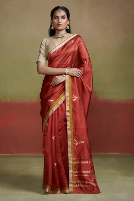 Dressfolk Bird Motif Pattern Saree With Unstitched Blouse Piece 