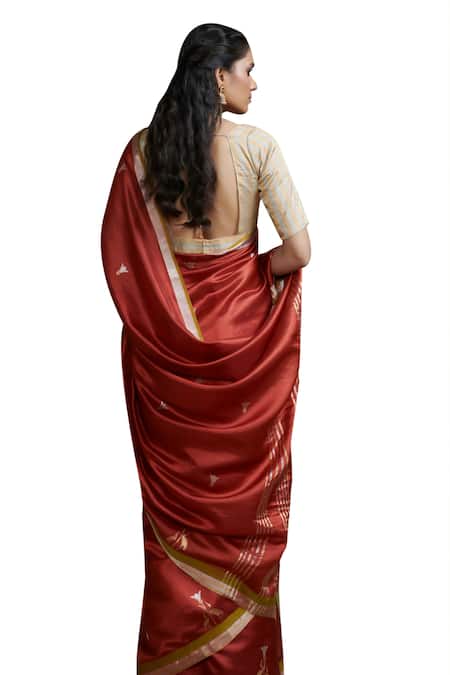 Buy_Dressfolk_Red Silk Bird Motif Woven Saree With Running Blouse_Online_at_Aza_Fashions