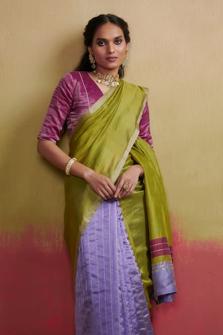 Dressfolk Green Silk Plain Handwoven Two Tone Saree And Unstitched Blouse Piece Set  6