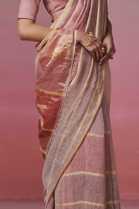 Shop Dressfolk Gold Linen Zari Handwoven Saree Set With Running Blouse Shop_Dressfolk_Gold Linen Zari Handwoven Saree Set With Running Blouse
