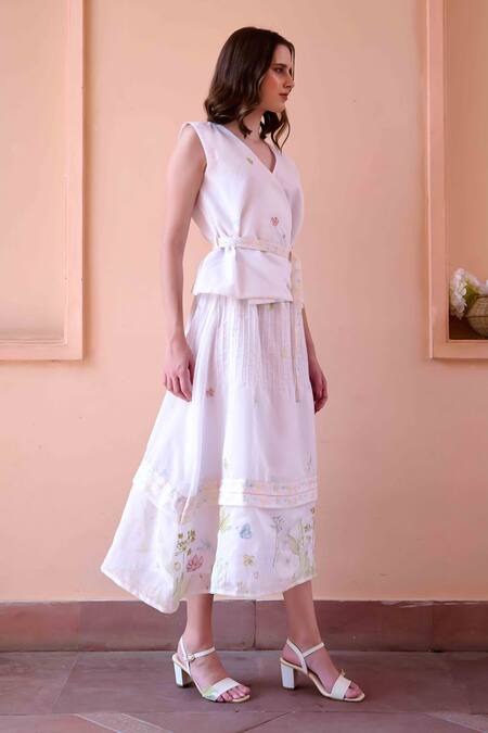 Ourdve_White Chanderi Embroidery Floral V Neck Jim Top With Skirt _at_Aza_Fashions