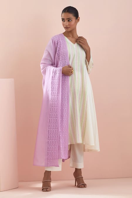 Vinusto Asymmetric Hem Kalidar Anarkali Pant Set