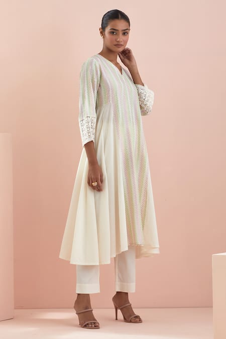 Vinusto_Off White Cotton, Handloom Cotton, Asymmetric Hem Kalidar Anarkali Pant Set _Online_at_Aza_Fashions