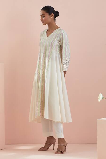 Shop_Vinusto_Off White Cotton, Handloom Cotton, Asymmetric Hem Kalidar Anarkali Pant Set _Online_at_Aza_Fashions