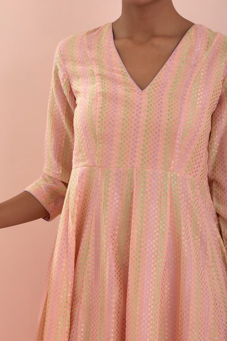 Vinusto_Peach Cotton, Chanderi Embroidery V-neck Panelled Anarkali Pant Set _at_Aza_Fashions