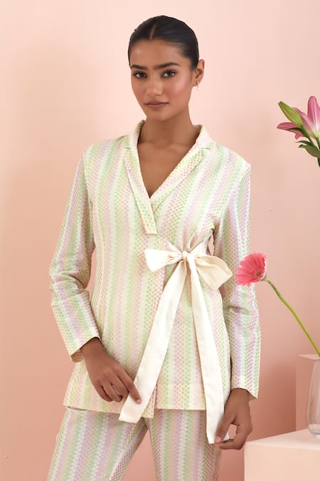 Vinusto Off White Cotton Embroidery Collared Weave Pattern Tie-up Jacket And Pant Set Online at Aza Fashions Vinusto_Off White Cotton Embroidery Collared Weave Pattern Tie-up Jacket And Pant Set _Online_at_Aza_Fashions