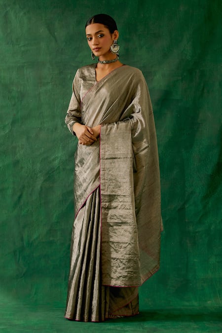 Vinusto Handcrafted Zari Silk Saree With Blouse 