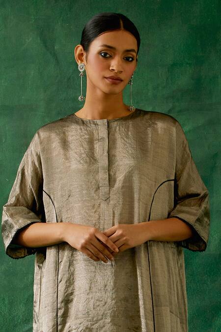 Buy_Vinusto_Black Cotton, Silk Round Neck Kaftan Kurta And Dhoti Salwar Set _Online_at_Aza_Fashions