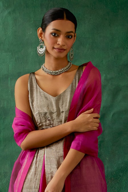 Buy_Vinusto_Black Cotton Zari Silk Kurta Sharara Set _Online_at_Aza_Fashions