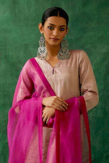 Buy Vinusto Pink Handloom Cotton, Kota Doria, Cotton, Silk, Handwoven Kurta Salwar Set Online at Aza Fashions Buy_Vinusto_Pink Handloom Cotton, Kota Doria, Cotton, Silk, Handwoven Kurta Salwar Set _Online_at_Aza_Fashions
